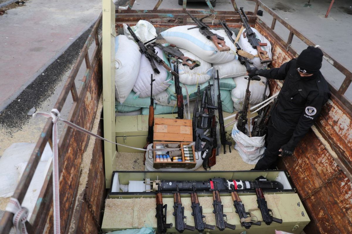 Les forces de sécurité de Tartous déjouent une opération de trafic d'armes vers le Liban