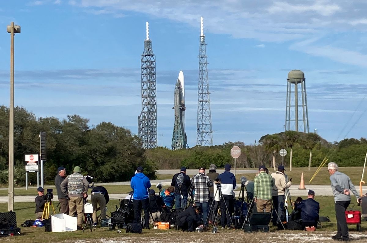 Report du premier lancement de la fusée New Glenn de Jeff Bezos