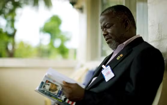 Des milliers de personnes aux funérailles de l'ex-chef de guerre Prince Johnson