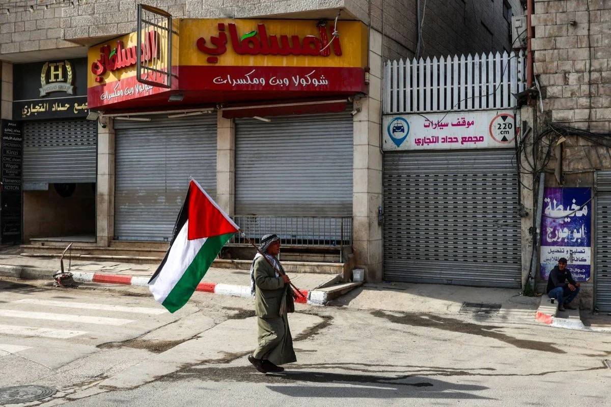 Mahmoud Abbas declares Palestinian Authority's readiness to lead post-war Gaza