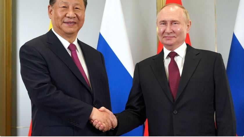 Xi et Poutine affichent leur bonne entente au lendemain de l'investiture de Trump