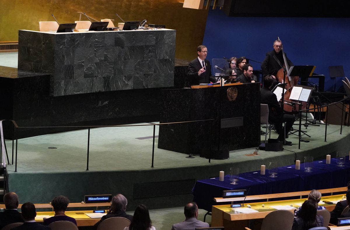 Israeli president calls UN morally bankrupt on Holocaust anniversary Israeli president calls UN morally bankrupt on Holocaust anniversary