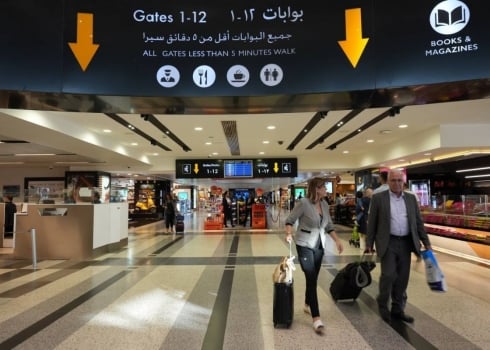 Valises de cash iranien à l'aéroport : une hypothèse improbable selon les experts