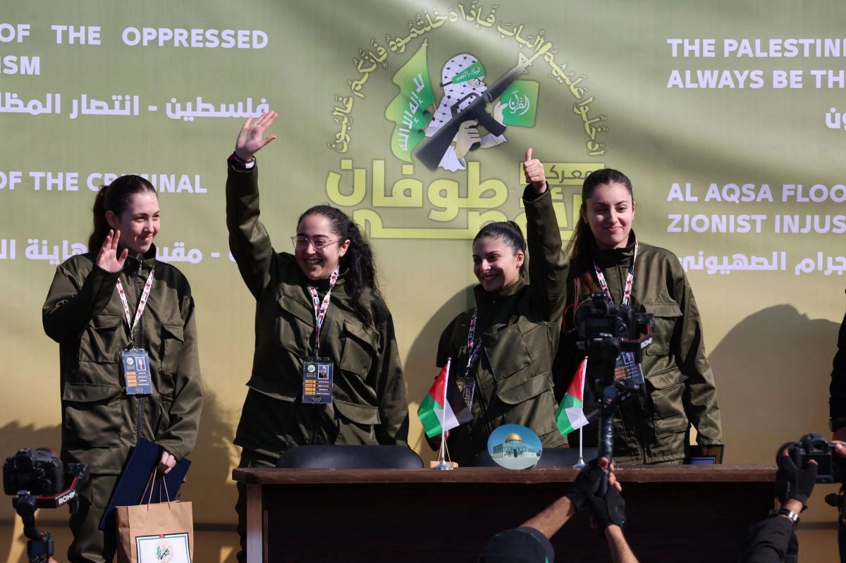 Four Israeli hostages handed over to the ICRC in Gaza Four Israeli hostages handed over to the ICRC in Gaza