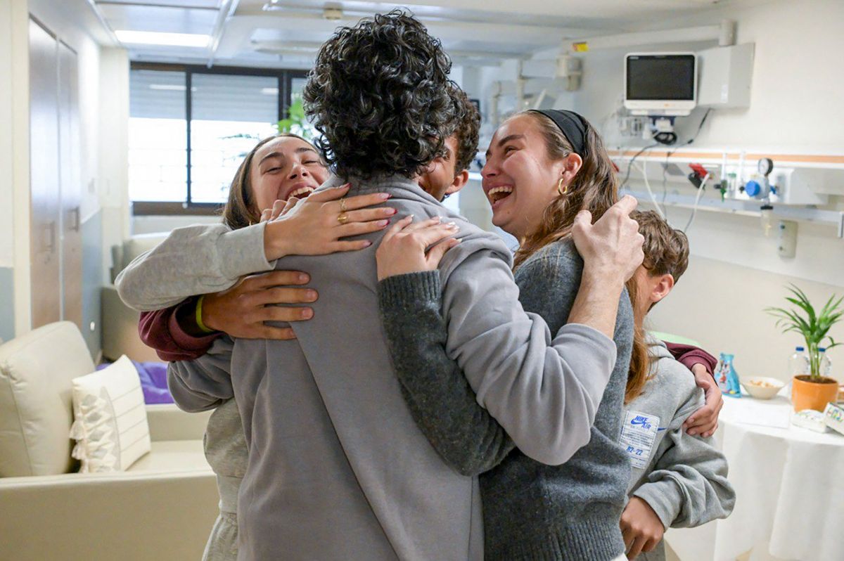 'You are not alone,' freed Israeli hostage tells families of captives still in Gaza