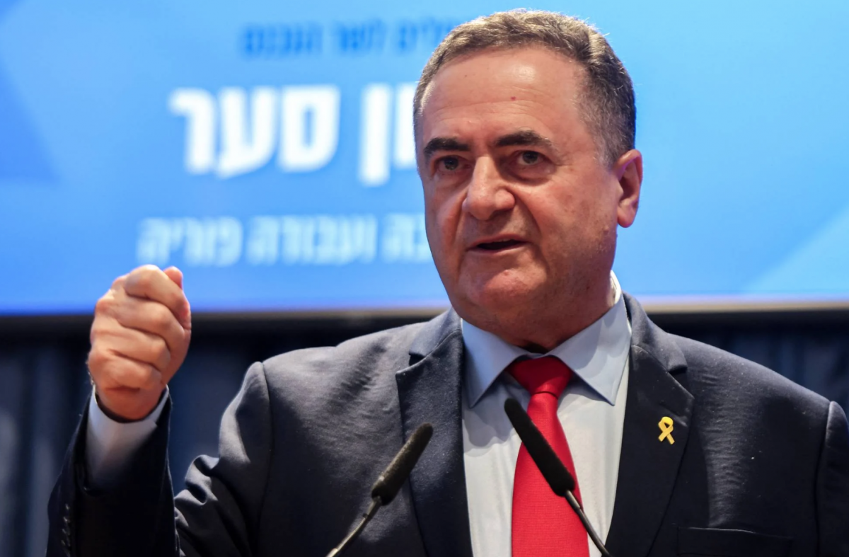 'Beware of sending drones, or there will be no more Hezbollah,' threatens Israeli Defense Minister