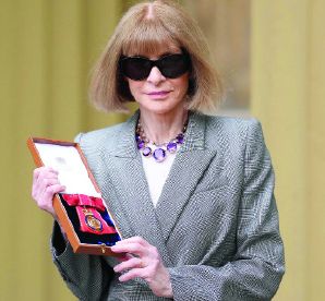 Anna Wintour, décorée par Charles III, ne veut pas entendre parler de retraite