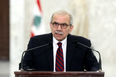 Après deux ans d'affaires courantes et trois semaines de tractations, le cabinet Salam voit le jour
