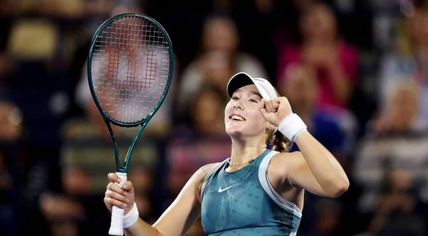 A 17 ans, la Russe Mirra Andreeva devient à Dubai la plus jeune gagnante d'un tournoi WTA 1000