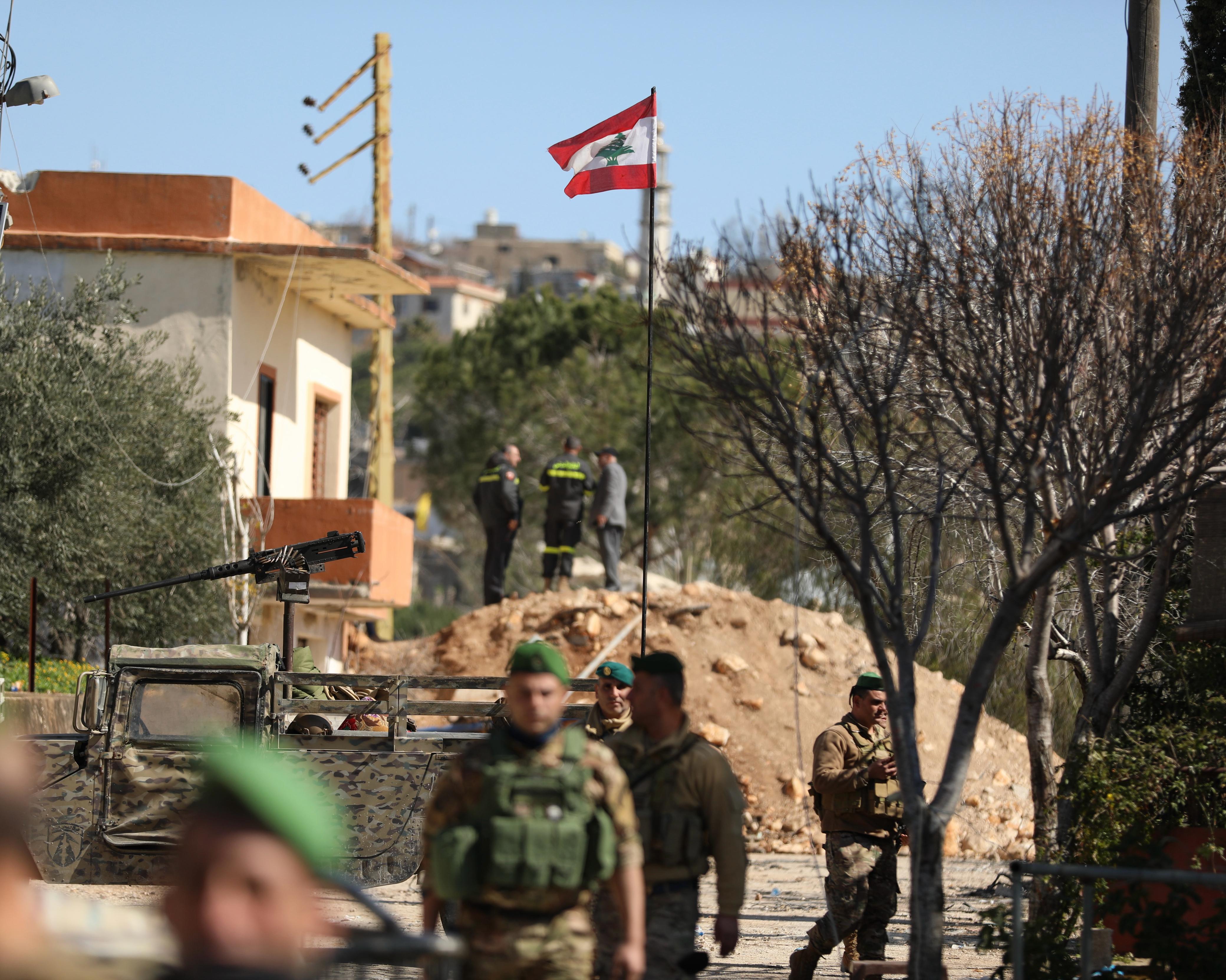 The Lebanese Army deploys in Houla, Marjayoun district, to secure residents' return. (Credit: Matthieu Karam/OLJ)