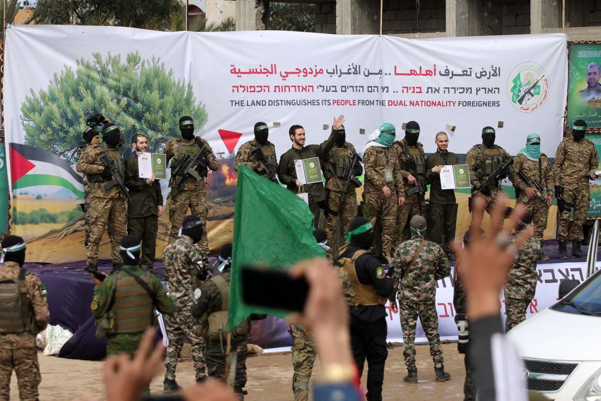 Le Hamas libère six nouveaux otages israéliens à Gaza