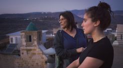 Hiam Abbas et Lina Soualem dans le documentaire « Bye bye Tibériade ». Photo Frida Marzouk/Beall Productions