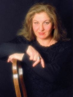 The artist Maha Bayrakdar (1947-2025).