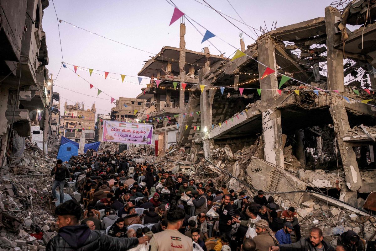 Ramadan in Gaza: Dreaming of a mother's cooking and praying 'for the end of Israel'