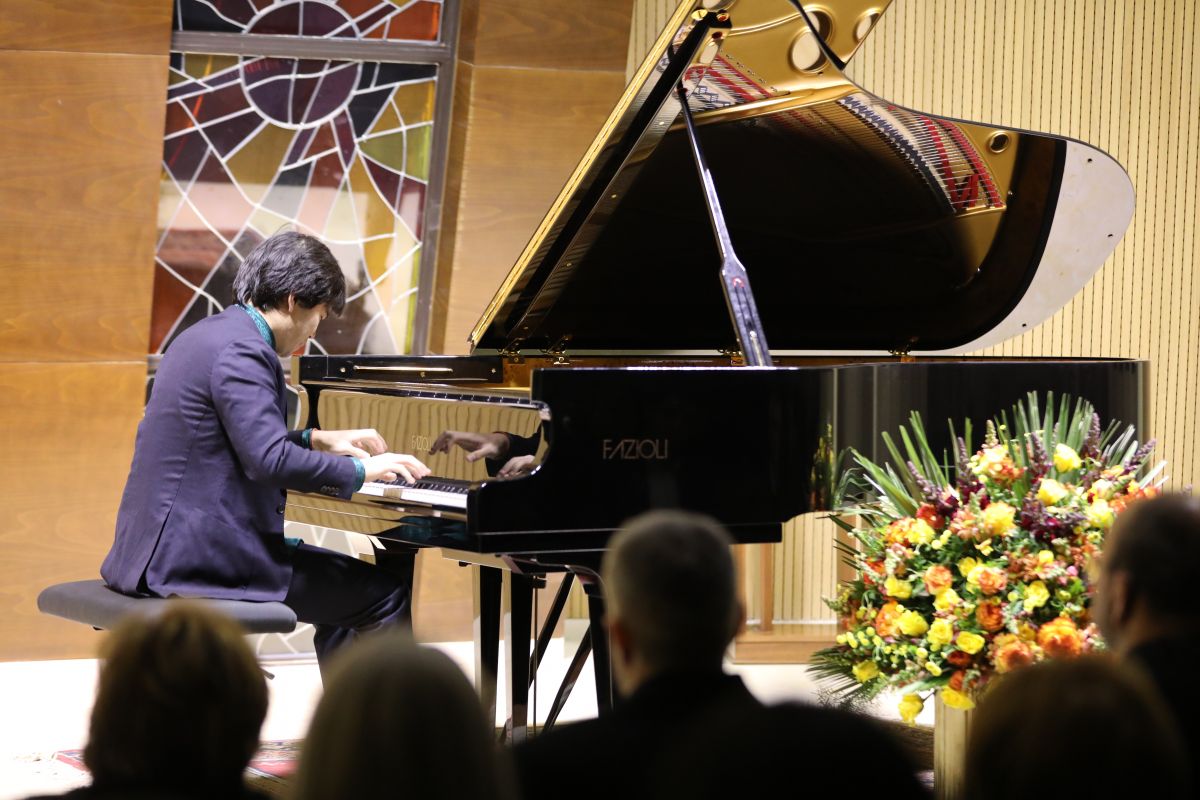 Canadian pianist Tony Yike Yang and his heroic recital in Beirut