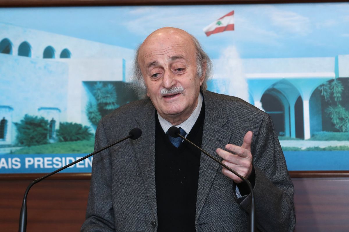 Joumblatt chez Aoun : « Les défis sont énormes, mais nous serons aux côtés du président »