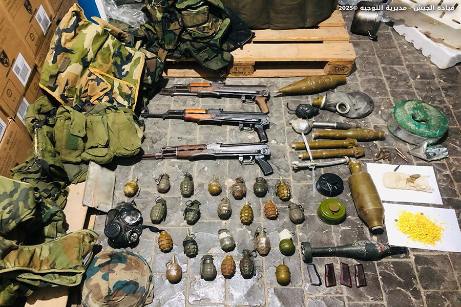 Six individus arrêtés, armes et stupéfiants saisis par l'armée libanaise dans le nord du Liban