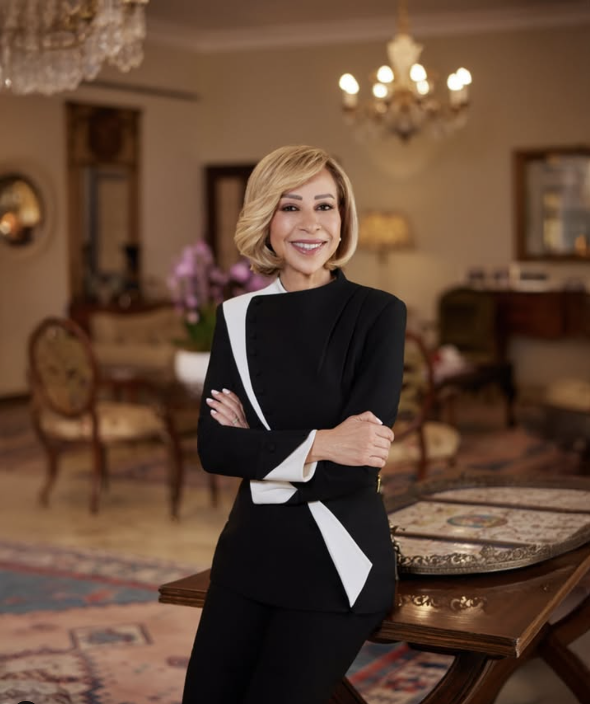Entre deux shoots de mode, Patrick Sawaya signe le portrait officiel de Neemat Aoun Entre deux shoots de mode, Patrick Sawaya signe le portrait officiel de Neemat Aoun