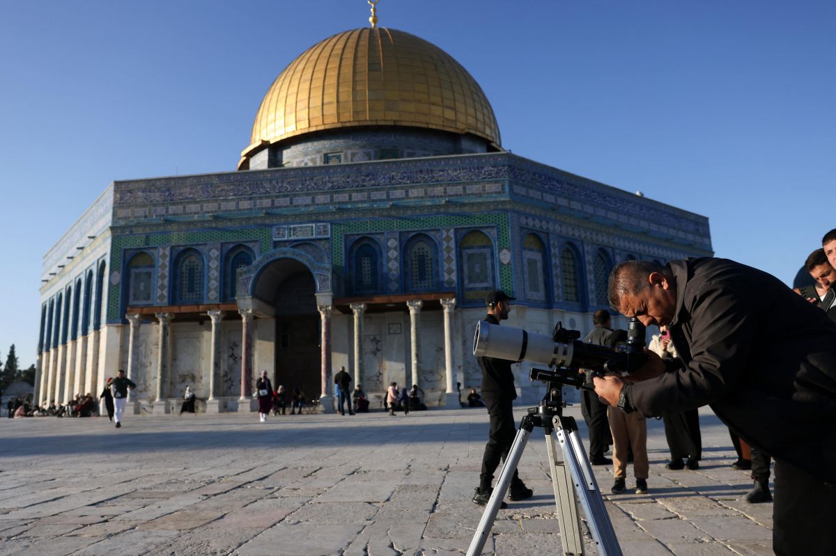 Israël mobilisera 3.000 policiers supplémentaires vendredi près de la mosquée al-Aqsa Israël mobilisera 3.000 policiers supplémentaires vendredi près de la mosquée al-Aqsa