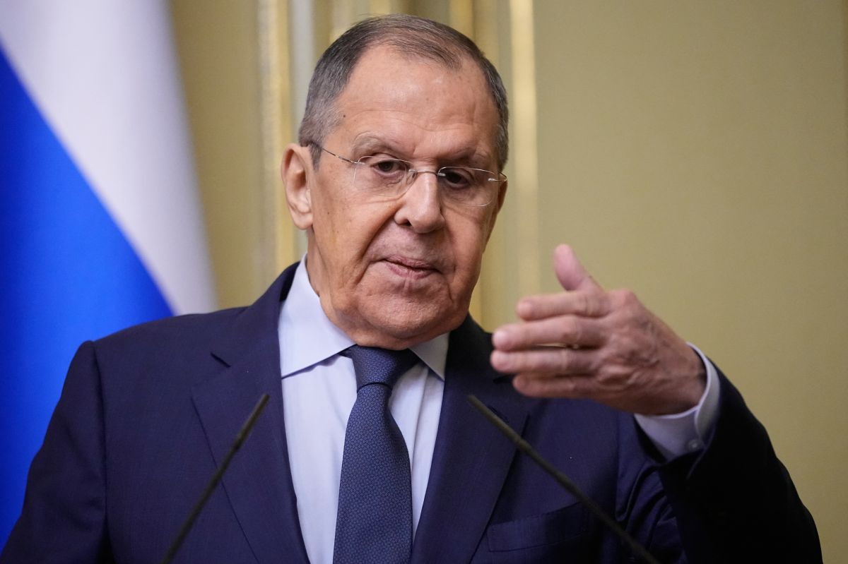 La Russie considère comme une « menace » la « rhétorique nucléaire » de Macron