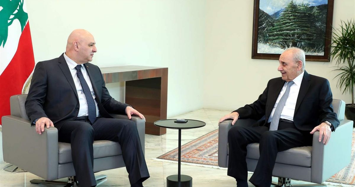 Aoun informe Berry de ses entretiens à Riyad et au Caire