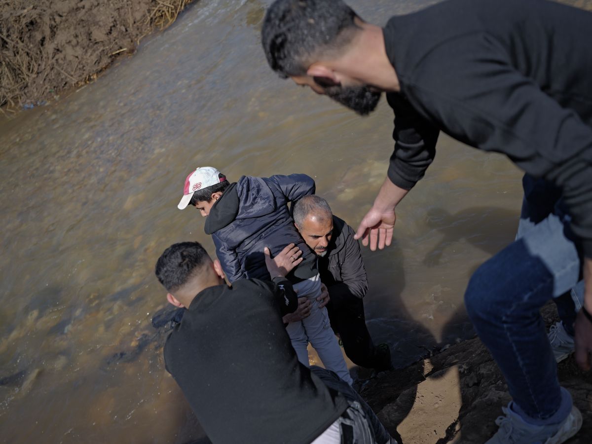 In Akkar, Alawite refugees fleeing Syria