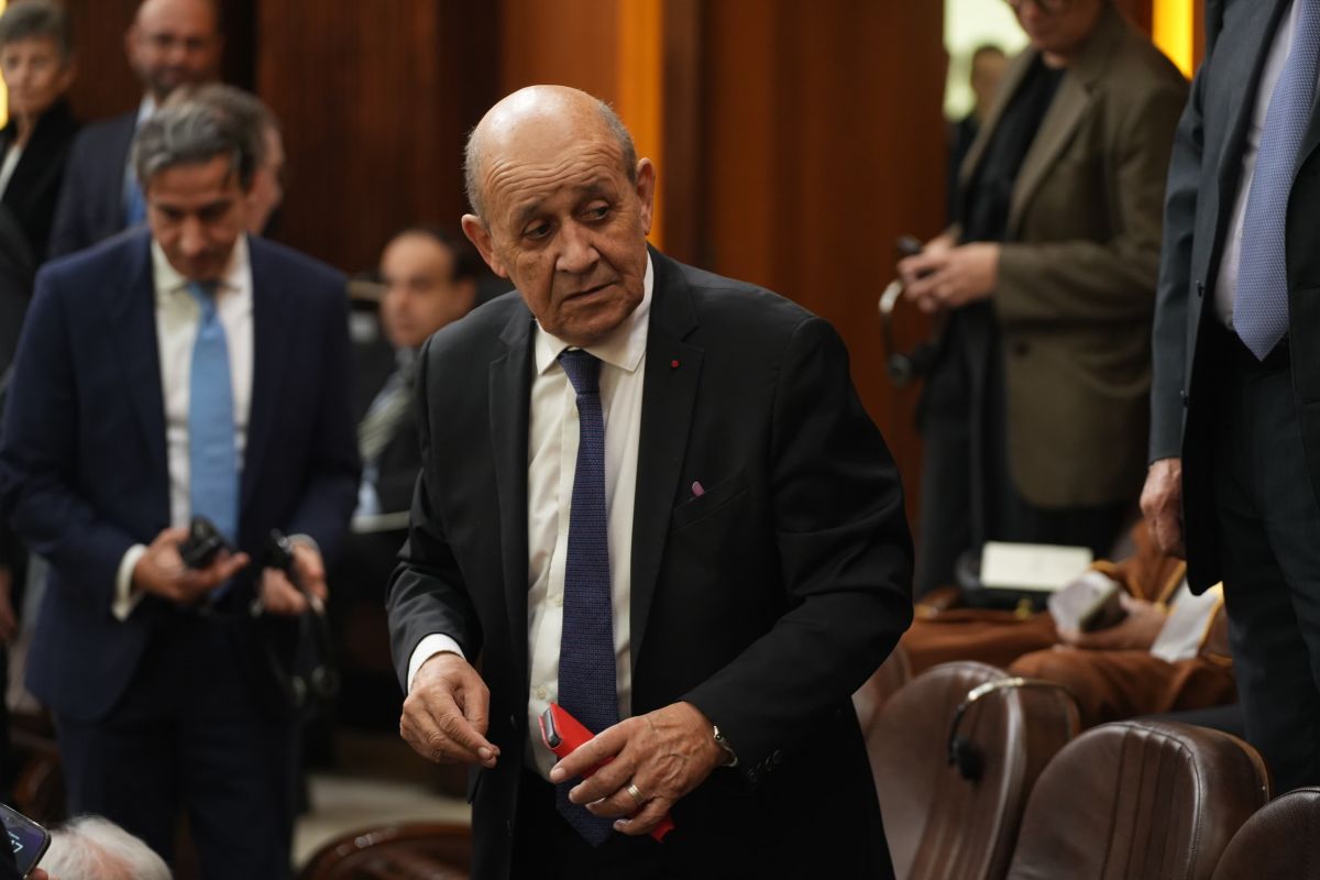 Le Drian to visit Beirut on a new mission: Reconstruction

