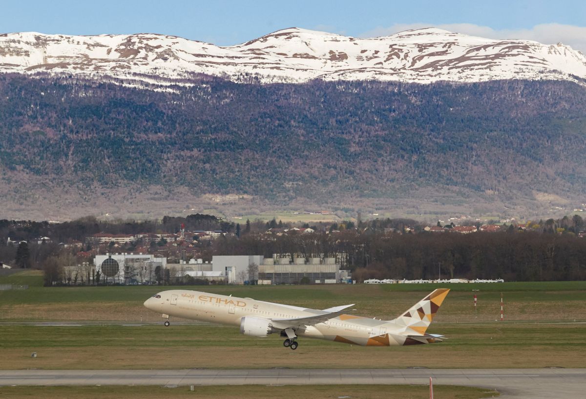 Importants retards après une panne informatique à l'aéroport de Genève