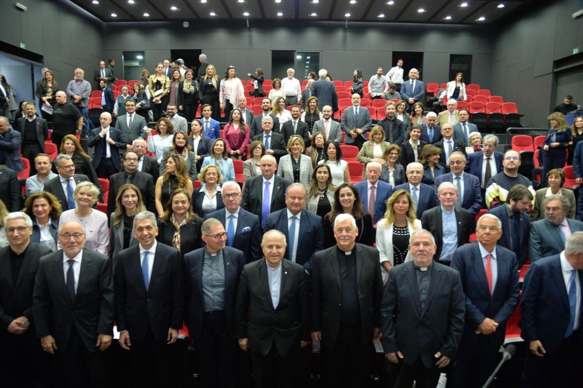 Le « pape noir » invite les Libanais à privilégier le dialogue Le « pape noir » invite les Libanais à privilégier le dialogue