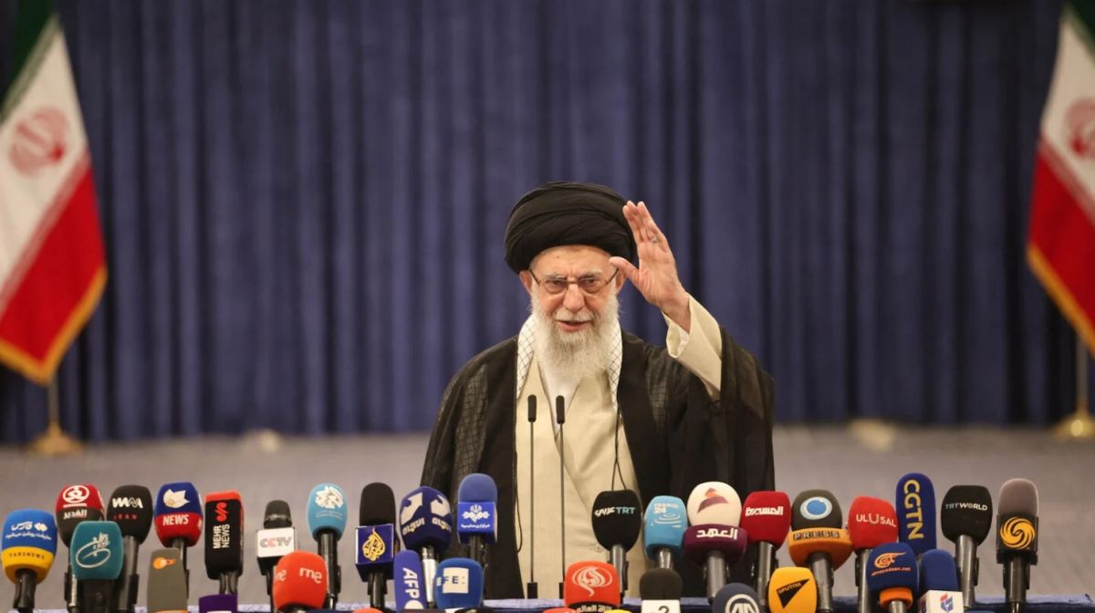 What is Khamenei waiting for to respond to Trump’s letter?