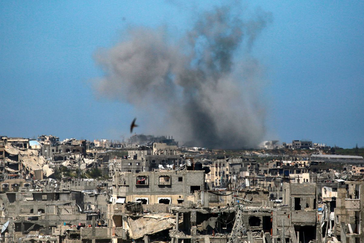 Journalist working with Al Jazeera killed in Israeli Gaza strike, network says Journalist working with Al Jazeera killed in Israeli Gaza strike, network says