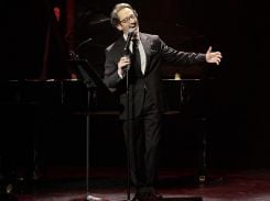 In his element, Ghassan Yammine performs the classics of French music. (Rights reserved)