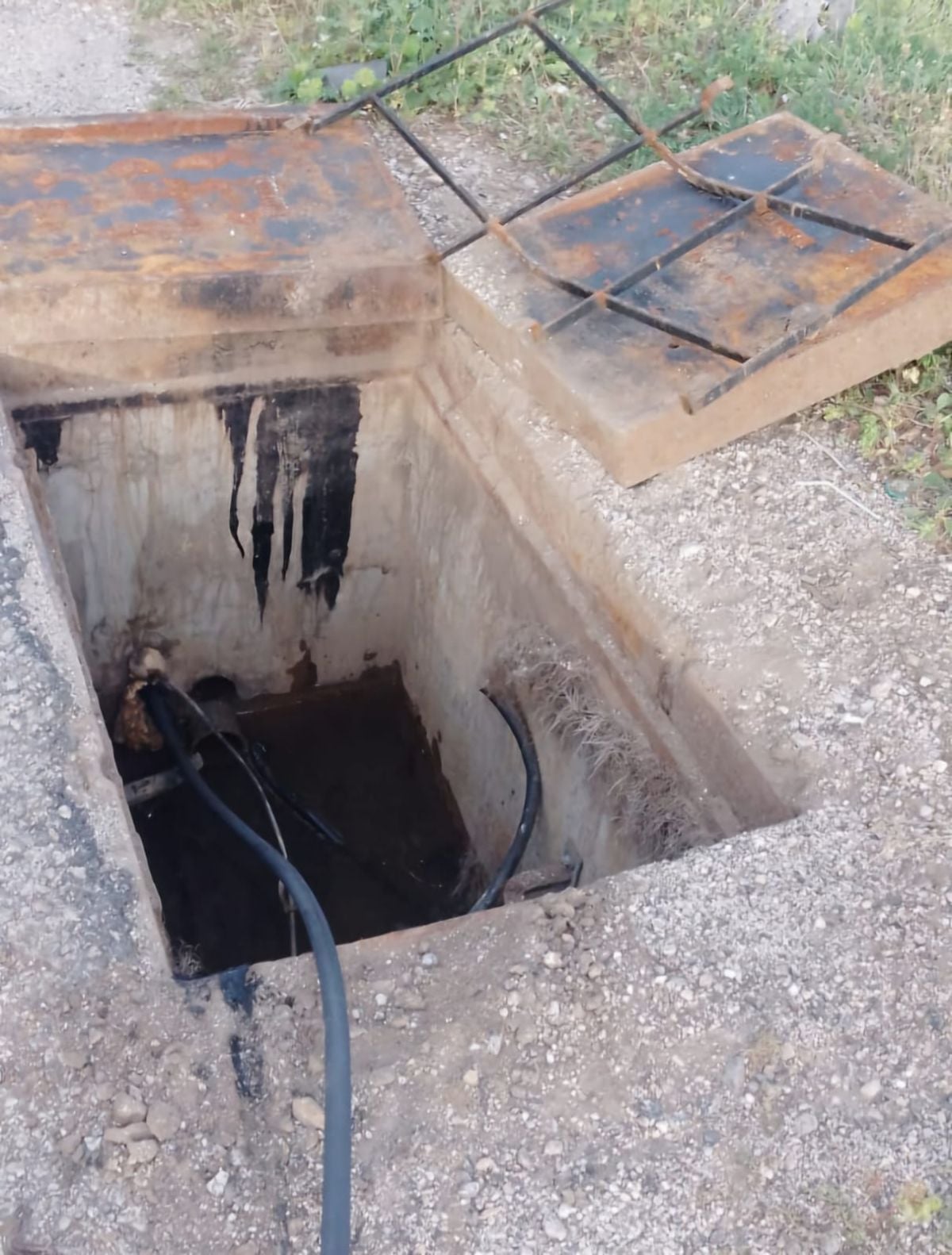 Stolen phone cables in Akkar leave communities without phone and internet