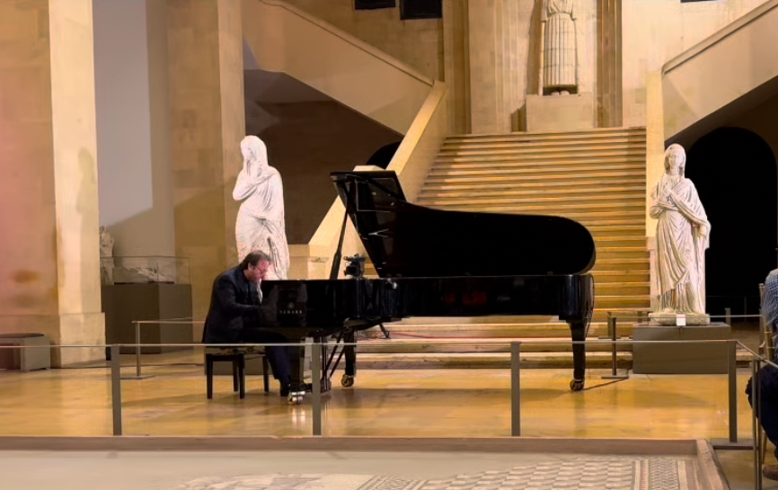 Quand un Italien et un Français s’emparent d’un piano à Beyrouth Quand un Italien et un Français s’emparent d’un piano à Beyrouth