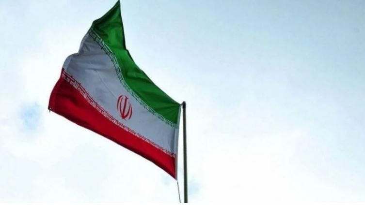 L'Iran exhorte Paris à « clarifier » le motif d'arrestation d'une Iranienne