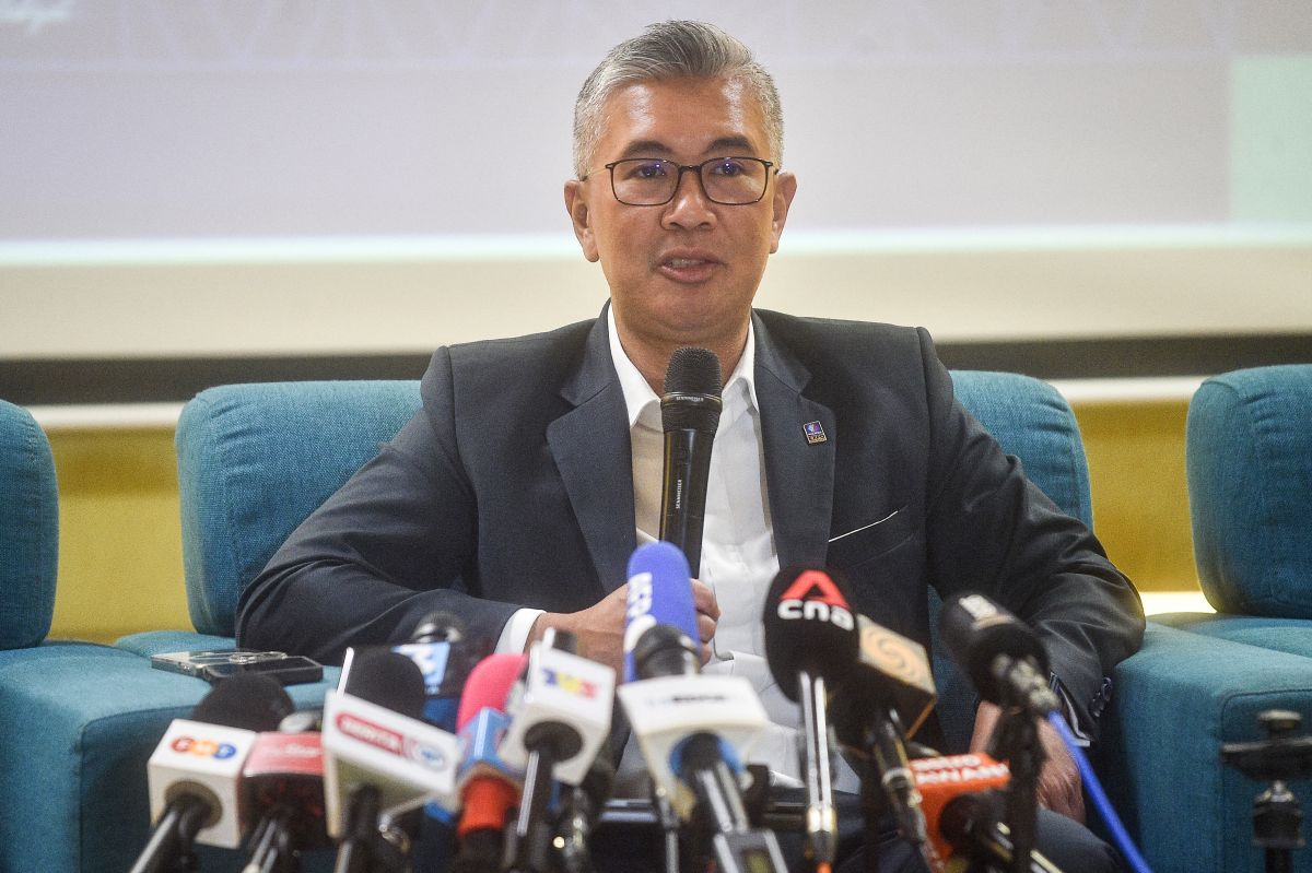 Le Premier ministre malaisien appelle les pays d'Asie du Sud-Est à « faire front »