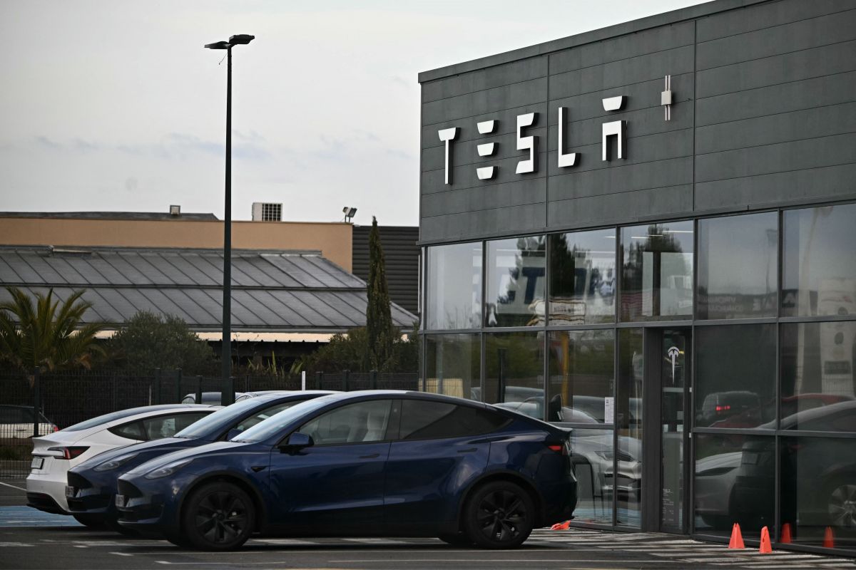 Les immatriculations de Tesla ont poursuivi leur baisse (-36,8%) en France en mars