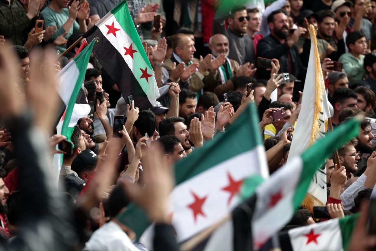 Les autorités syriennes disent « étudier de près » le rapport d'Amnesty sur les massacres d'alaouites Les autorités syriennes disent « étudier de près » le rapport d'Amnesty sur les massacres d'alaouites