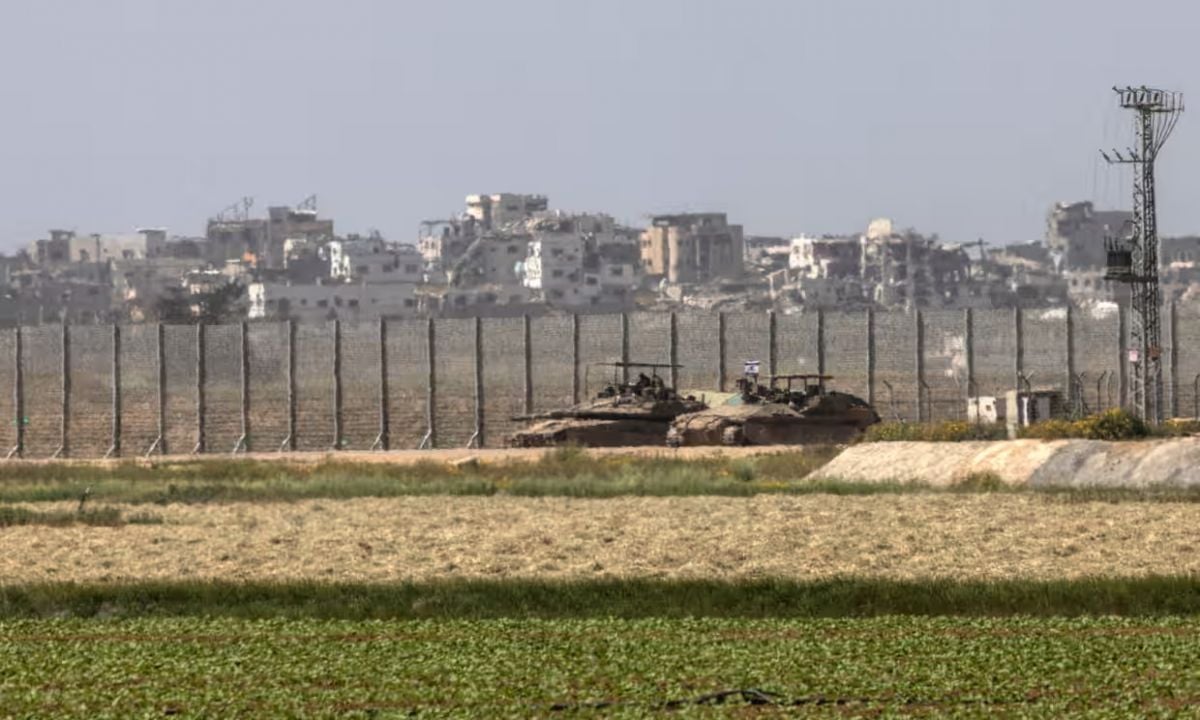 In Gaza's buffer zone, Israeli soldiers given 'shoot to kill' orders