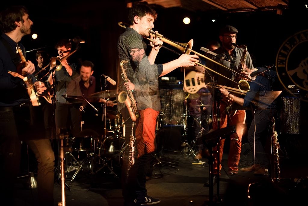 ‘Crossroads’ at Station Beirut: Photo-concert committed to a world in perpetual motion