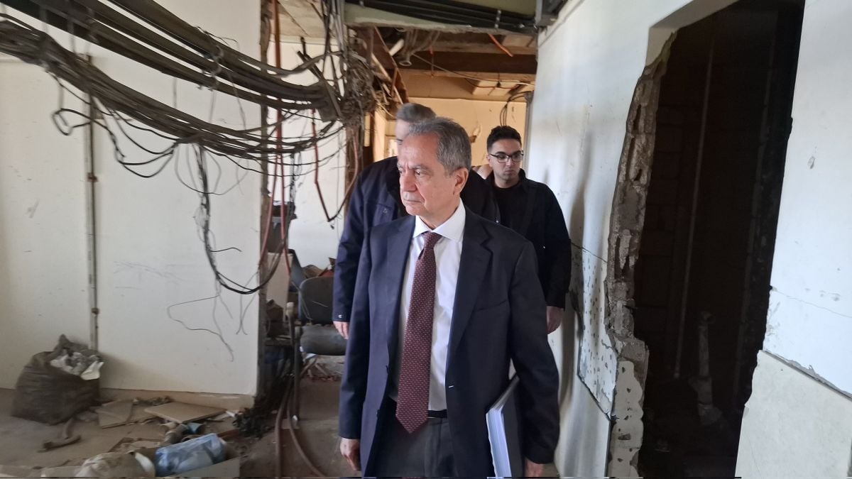 Energy Minister Saddi visits destroyed premises of EDL Energy Minister Saddi visits destroyed premises of EDL