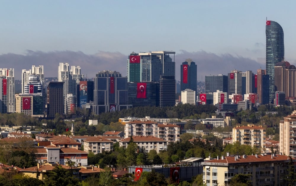 Powerful 6.2-magnitude quake hits off Istanbul coast Powerful 6.2-magnitude quake hits off Istanbul coast