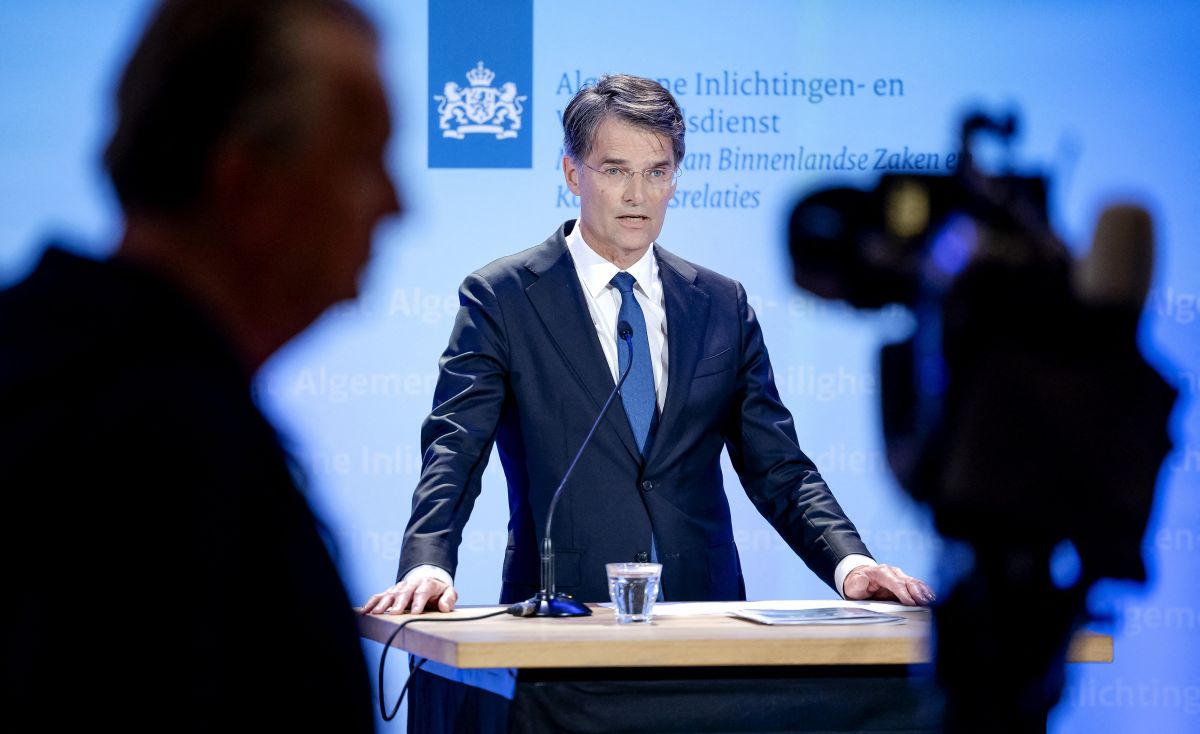 Dutch spy agency accuses Iran of 'assassination attempt' Dutch spy agency accuses Iran of 'assassination attempt'
