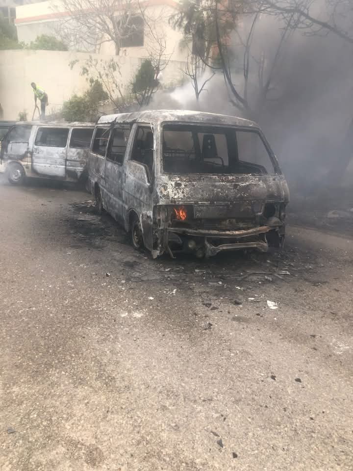 Large fire in Ghazieh sets cars, school vans on fire Large fire in Ghazieh sets cars, school vans on fire