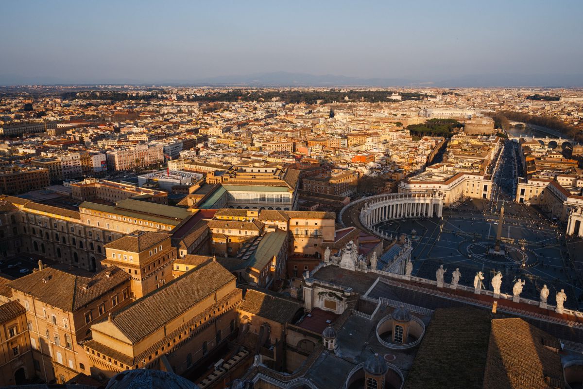 Conclave to elect next pope will begin on May 7 Conclave to elect next pope will begin on May 7