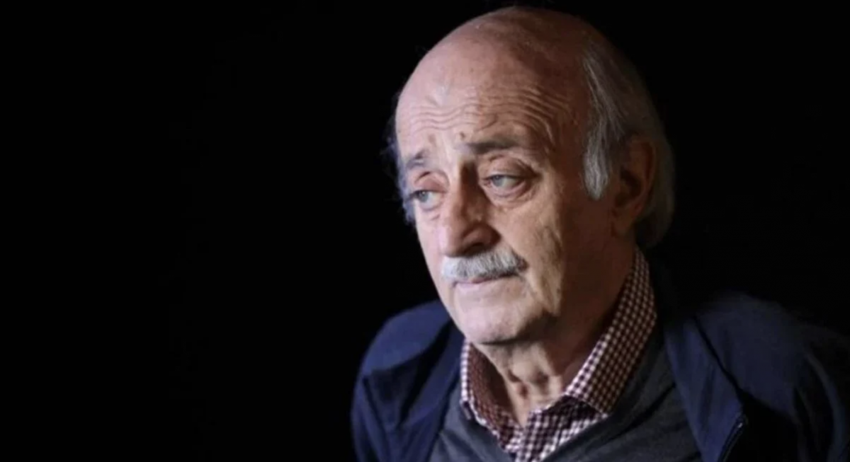 Walid Joumblatt et le cheikh Akl druze condamnent les attaques israéliennes en Syrie