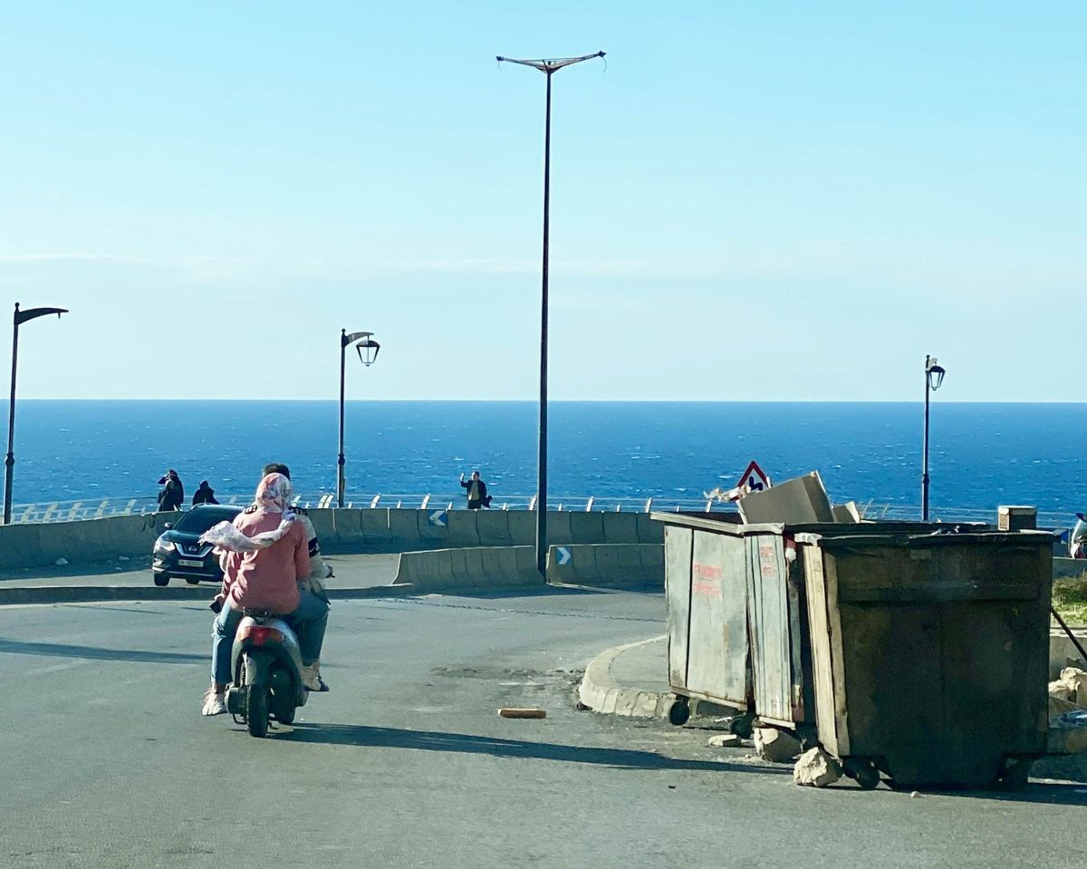 Le tout petit pays des grands écarts