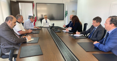 Le ministre de l'Économie veut mener une étude sur la sécurité alimentaire et la reconstruction des silos de Beyrouth
