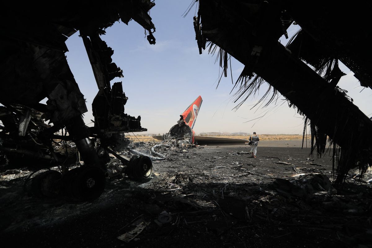 Israel says intercepted missile fired from Yemen Israel says intercepted missile fired from Yemen