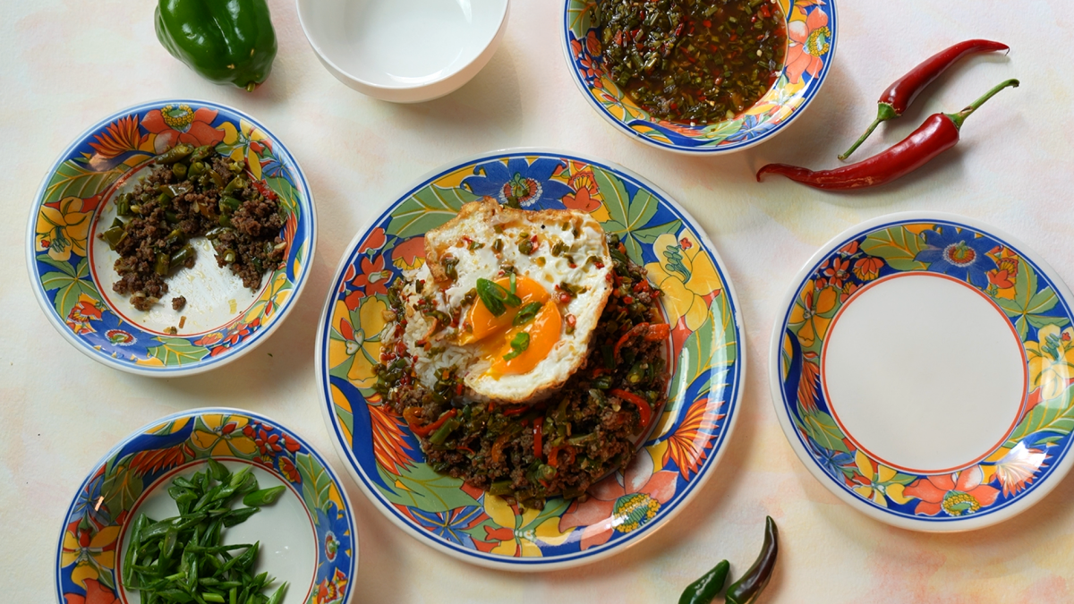 Thai beef basil: A trip in a rice bowl Thai beef basil: A trip in a rice bowl